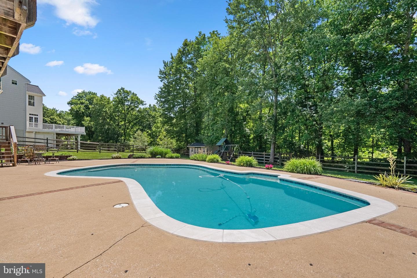 22335 Newcut Road photo 37