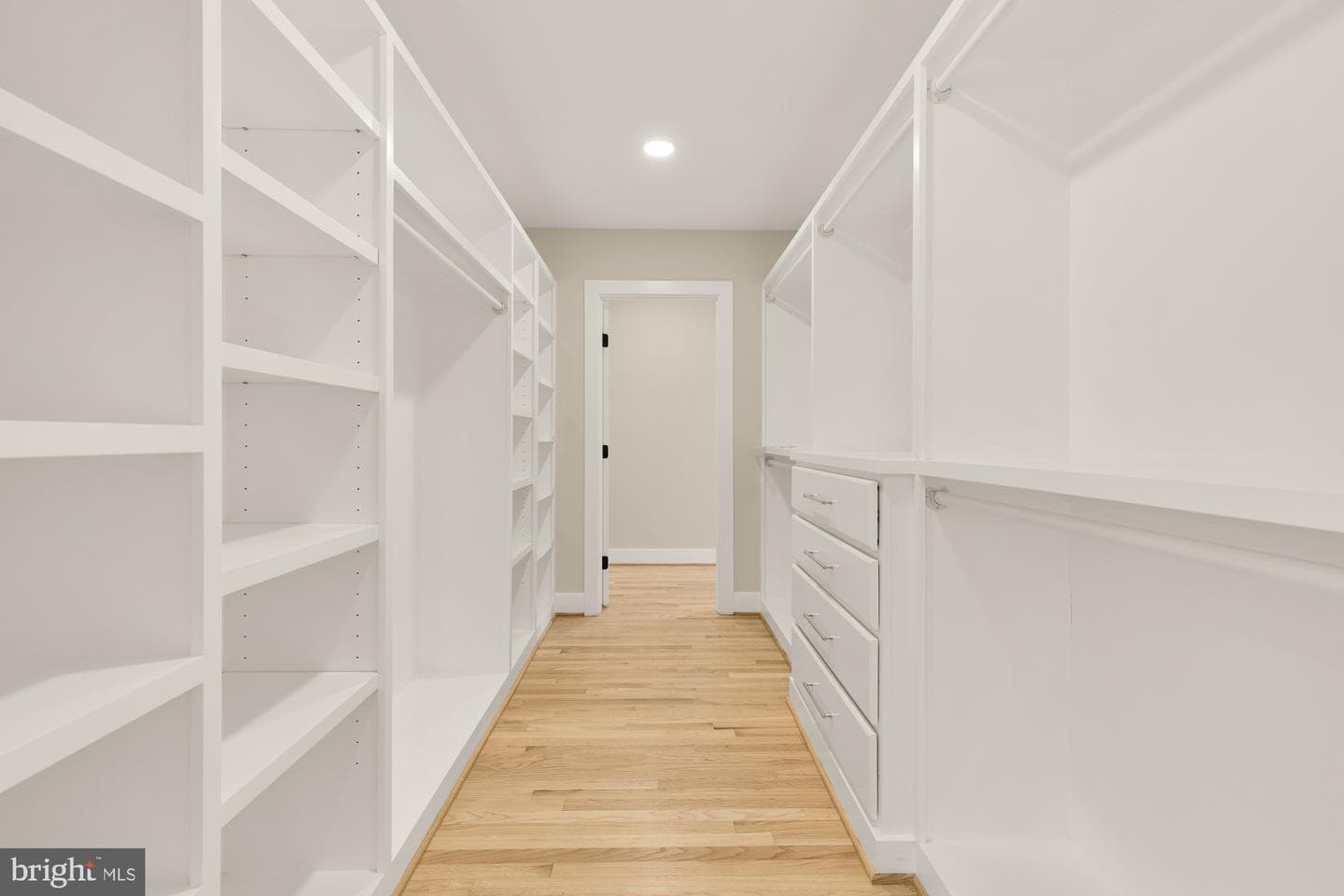 10700 Alloway Drive photo 30