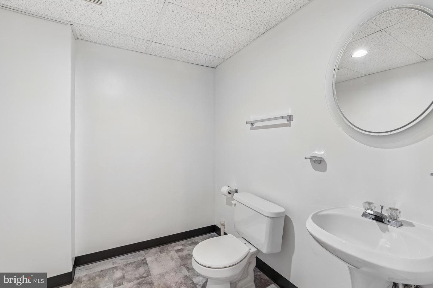 8541 Hawk Run Terrace photo 30