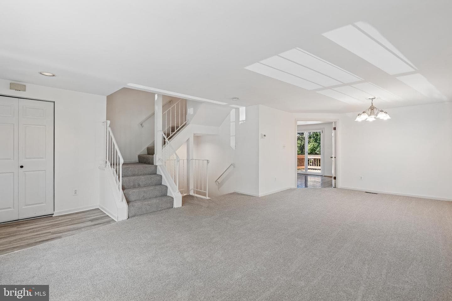 8541 Hawk Run Terrace photo 5