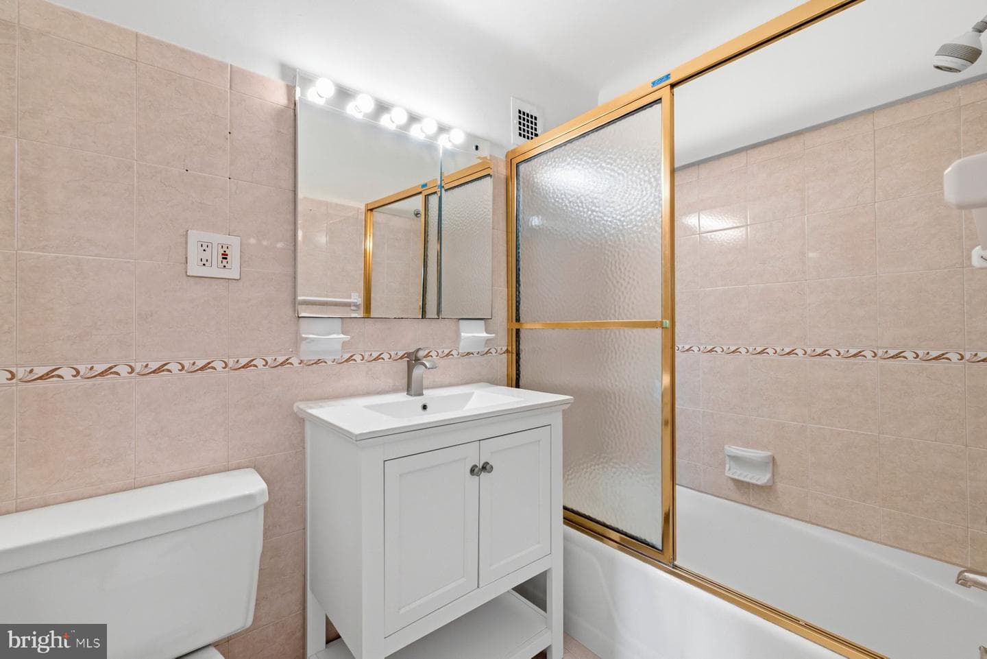 5100 Dorset Avenue #506 photo 17