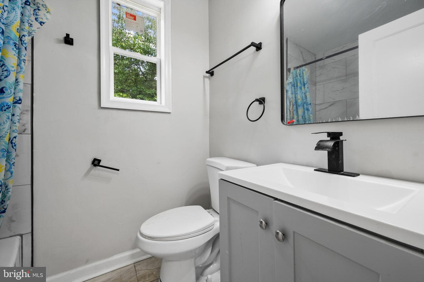 12405 Bushey Drive photo 10