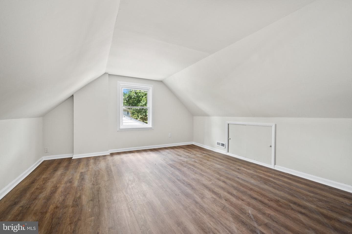 12405 Bushey Drive photo 16