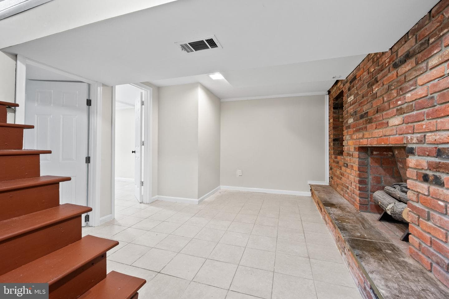 12405 Bushey Drive photo 19