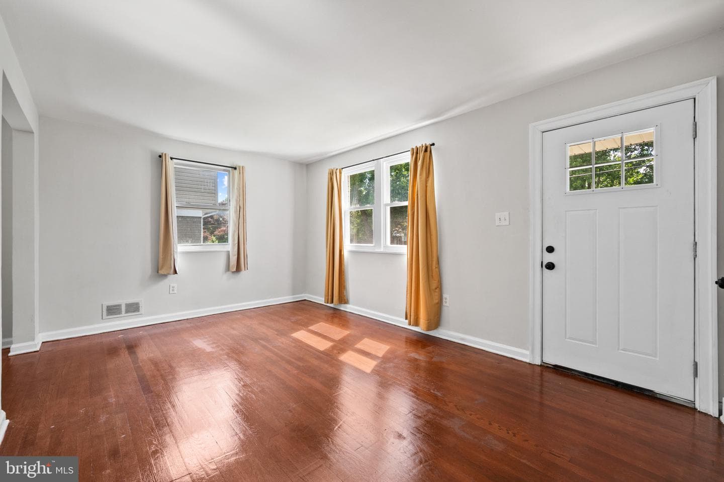 12405 Bushey Drive photo 3