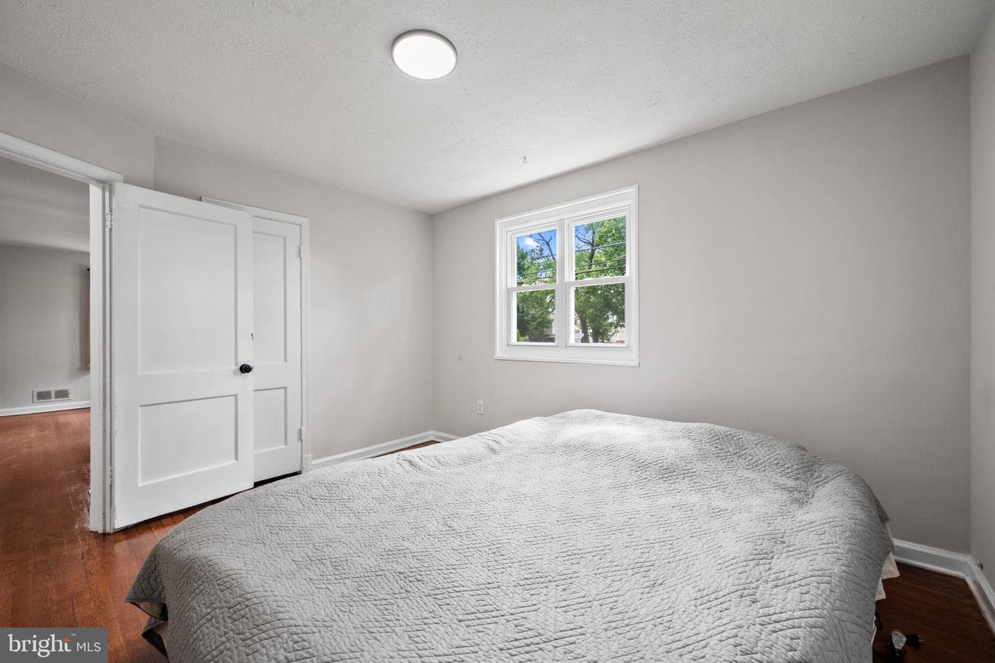 12405 Bushey Drive photo 8