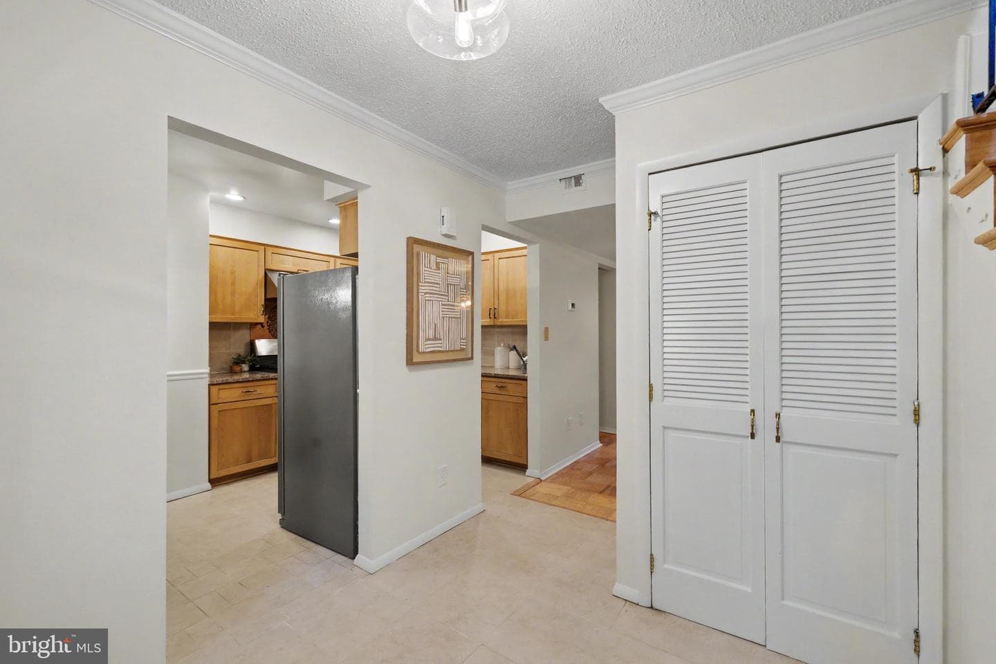 8328 N Brook Lane photo 7