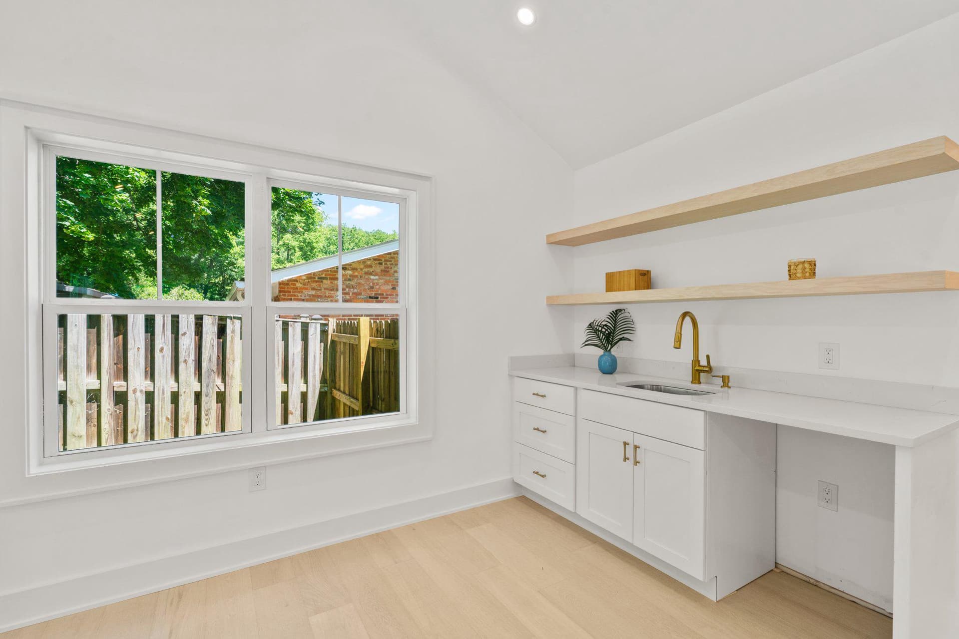 209 Thistle Drive photo 22