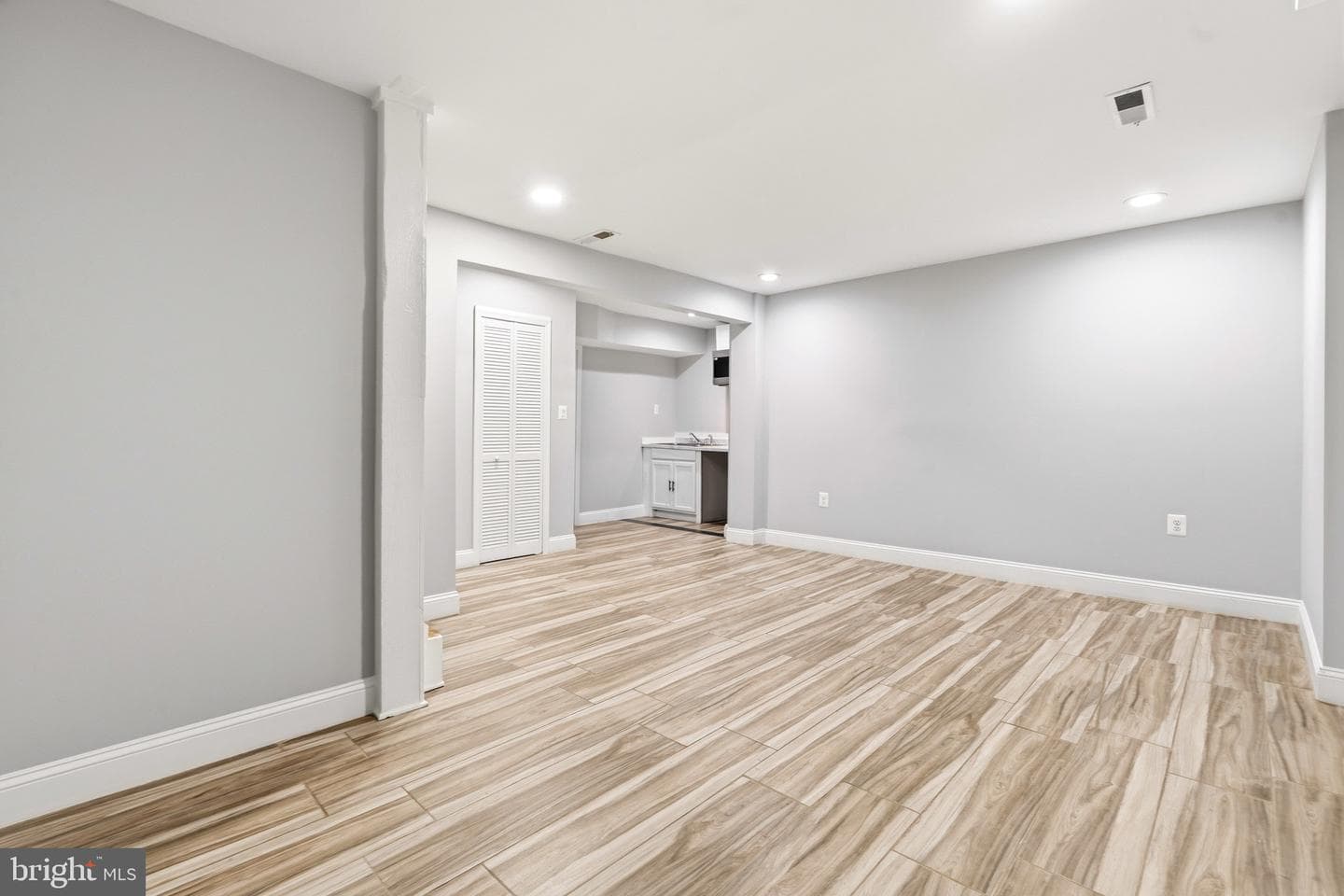 8701 Lochaven Drive photo 45