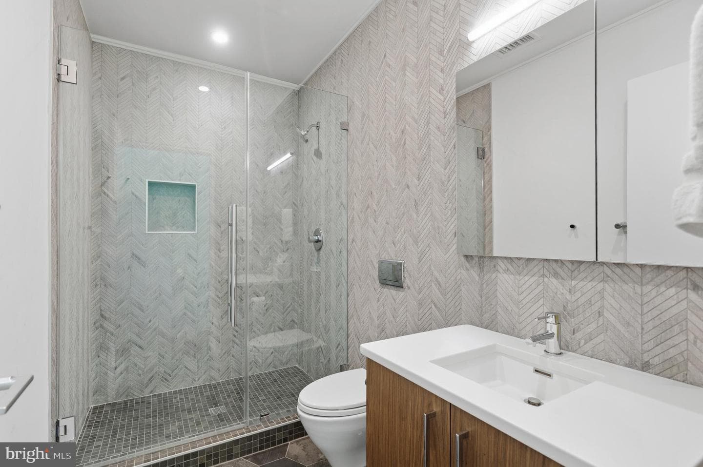 7201 Broxburn Drive photo 16