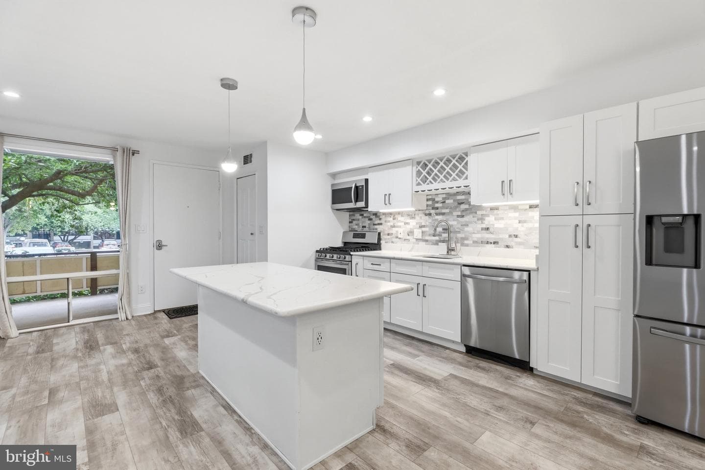 7525 Spring Lake Drive #c2 photo 2