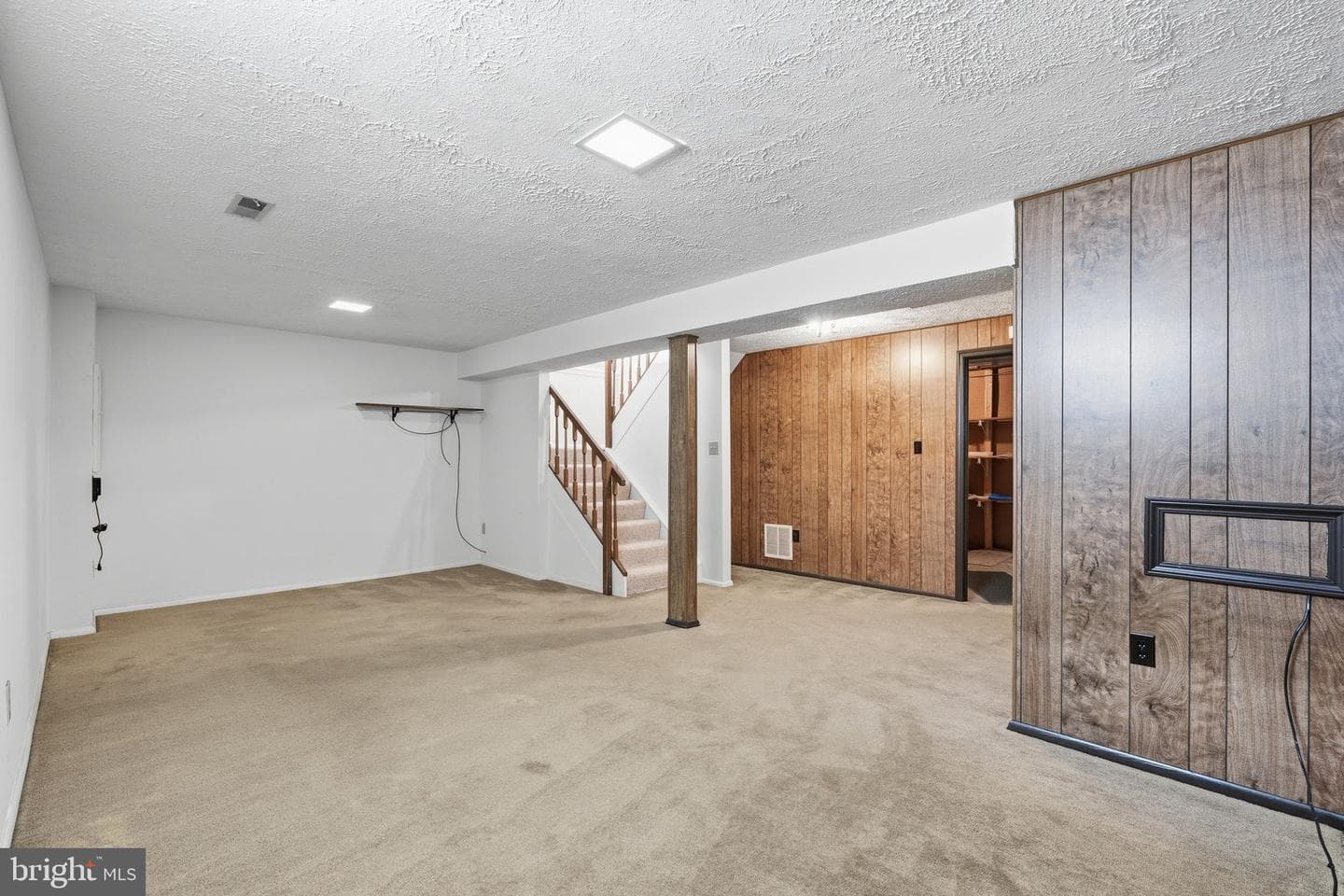 210 Curry Ford Lane photo 32
