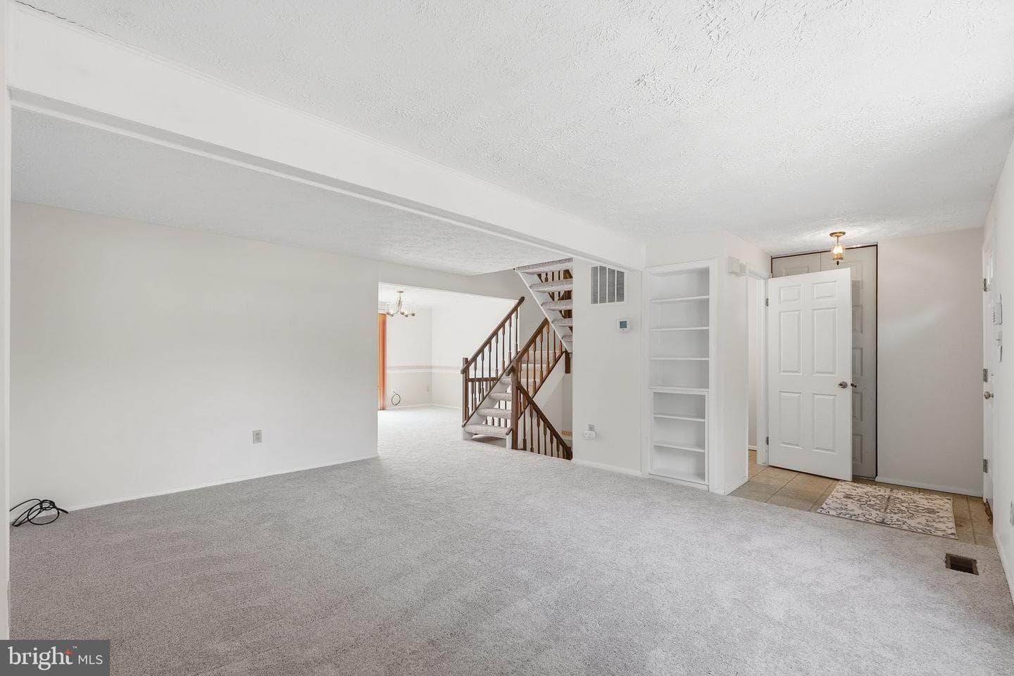 210 Curry Ford Lane photo 4