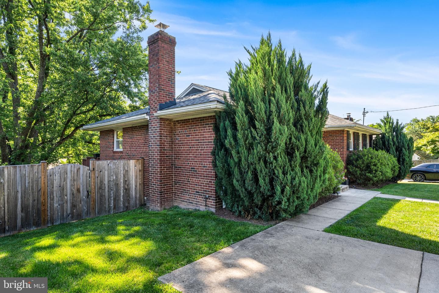 2305 Peggy Lane photo 40