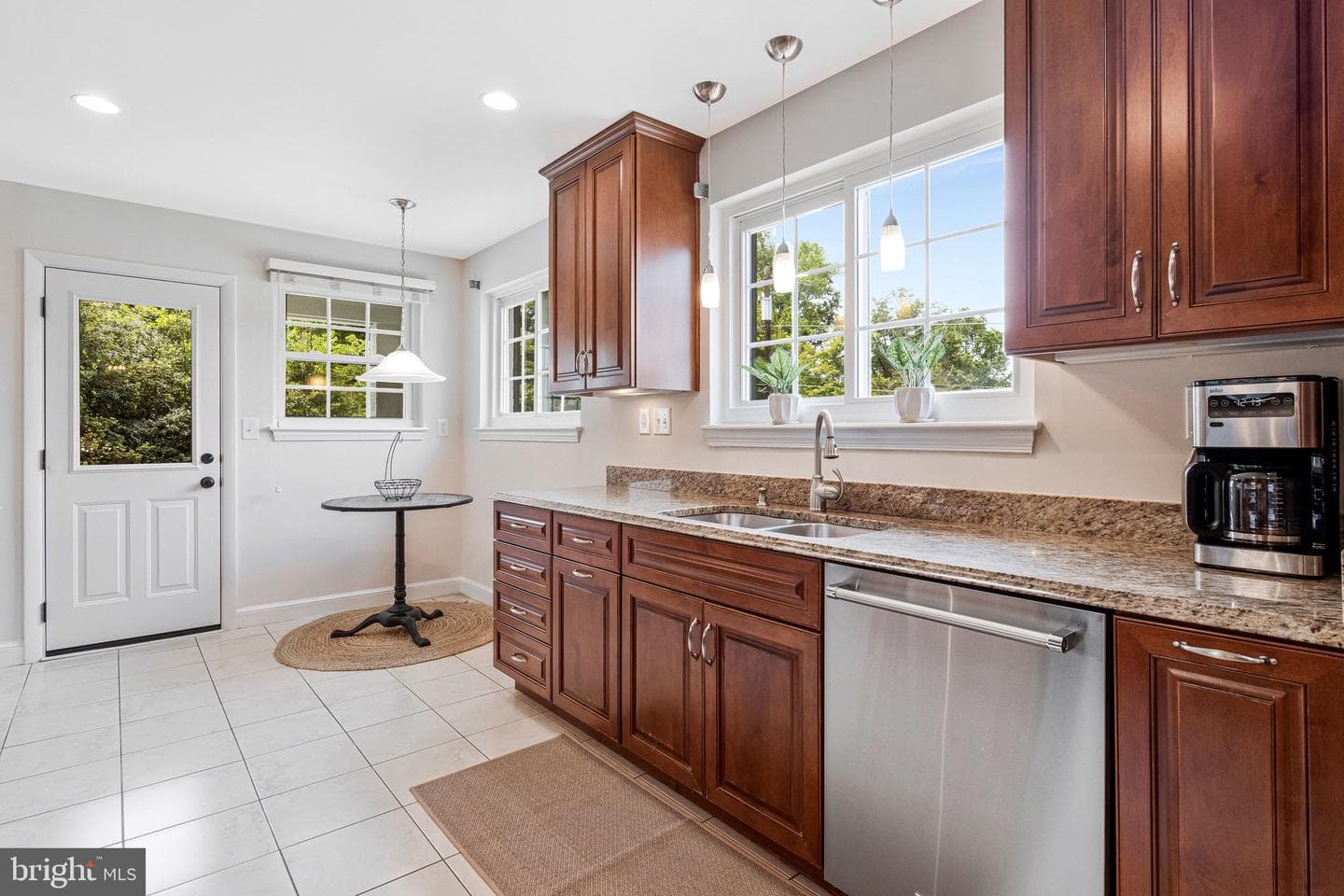 7411 Wyndale Lane photo 27