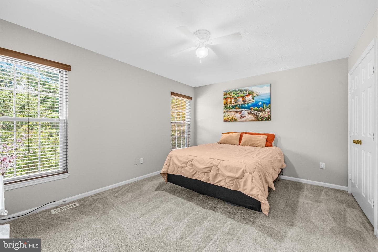 113 Bookham Lane photo 16