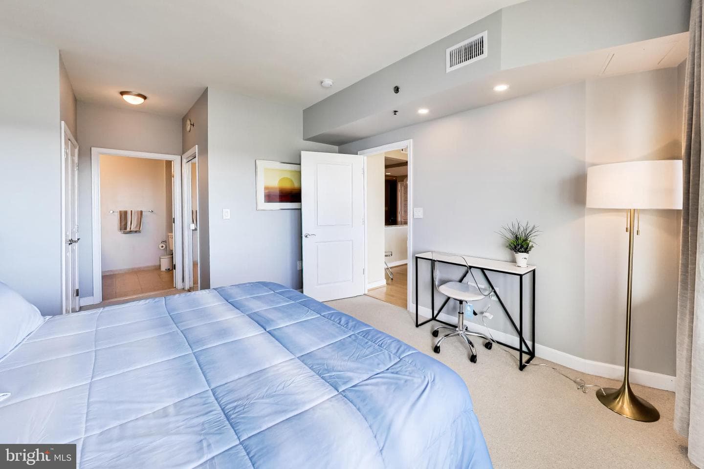 5750 Bou Avenue #1501 photo 21