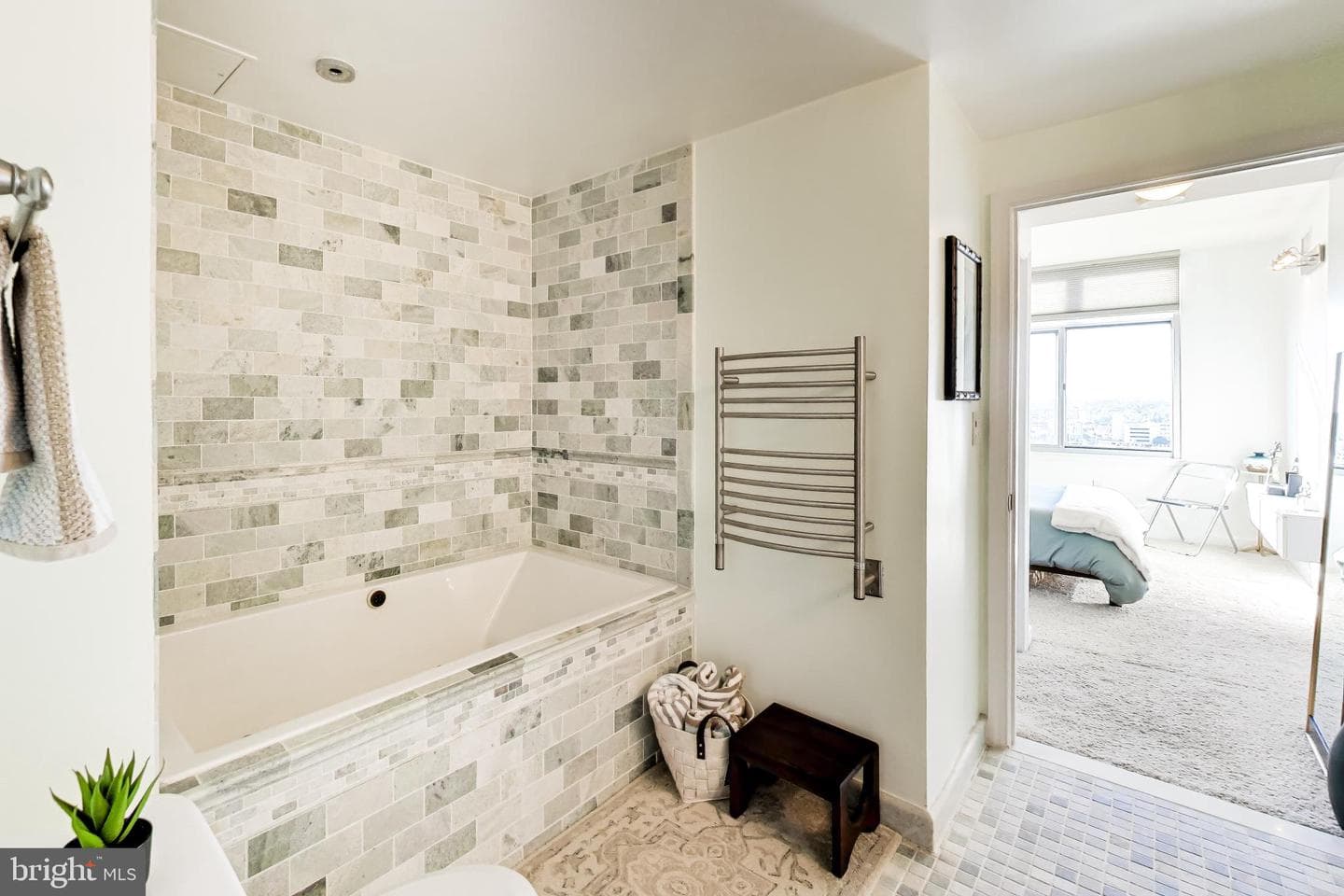5750 Bou Avenue #1501 photo 29