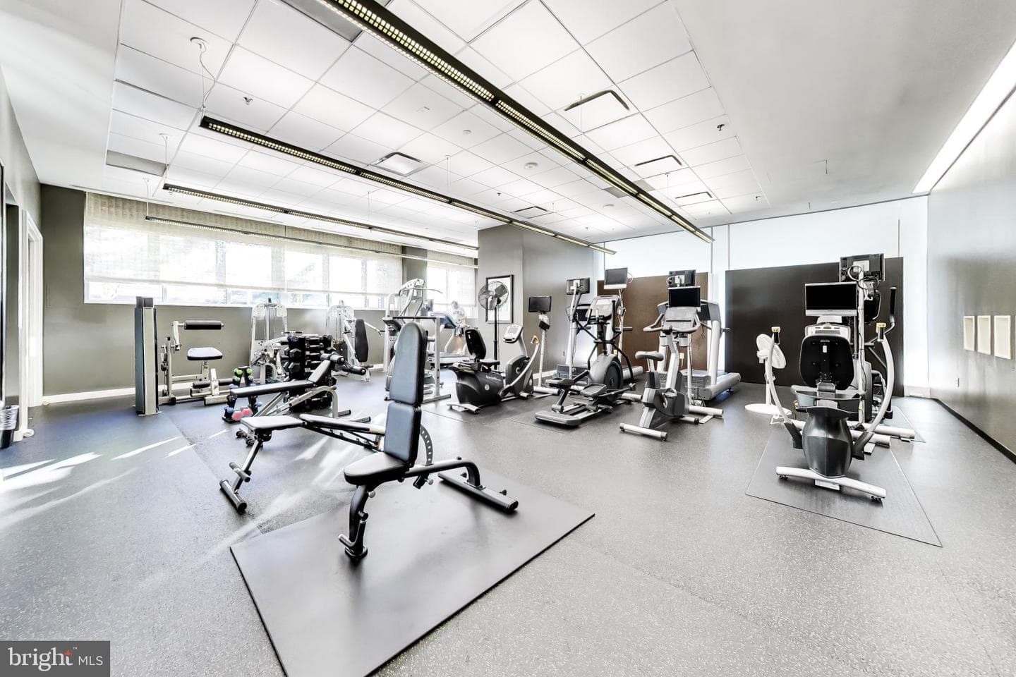 5750 Bou Avenue #1501 photo 35
