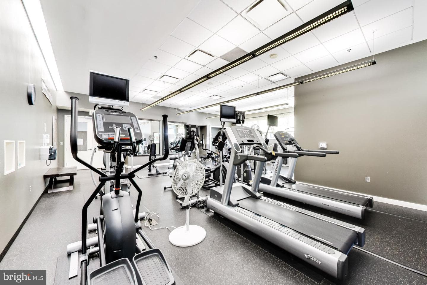 5750 Bou Avenue #1501 photo 36
