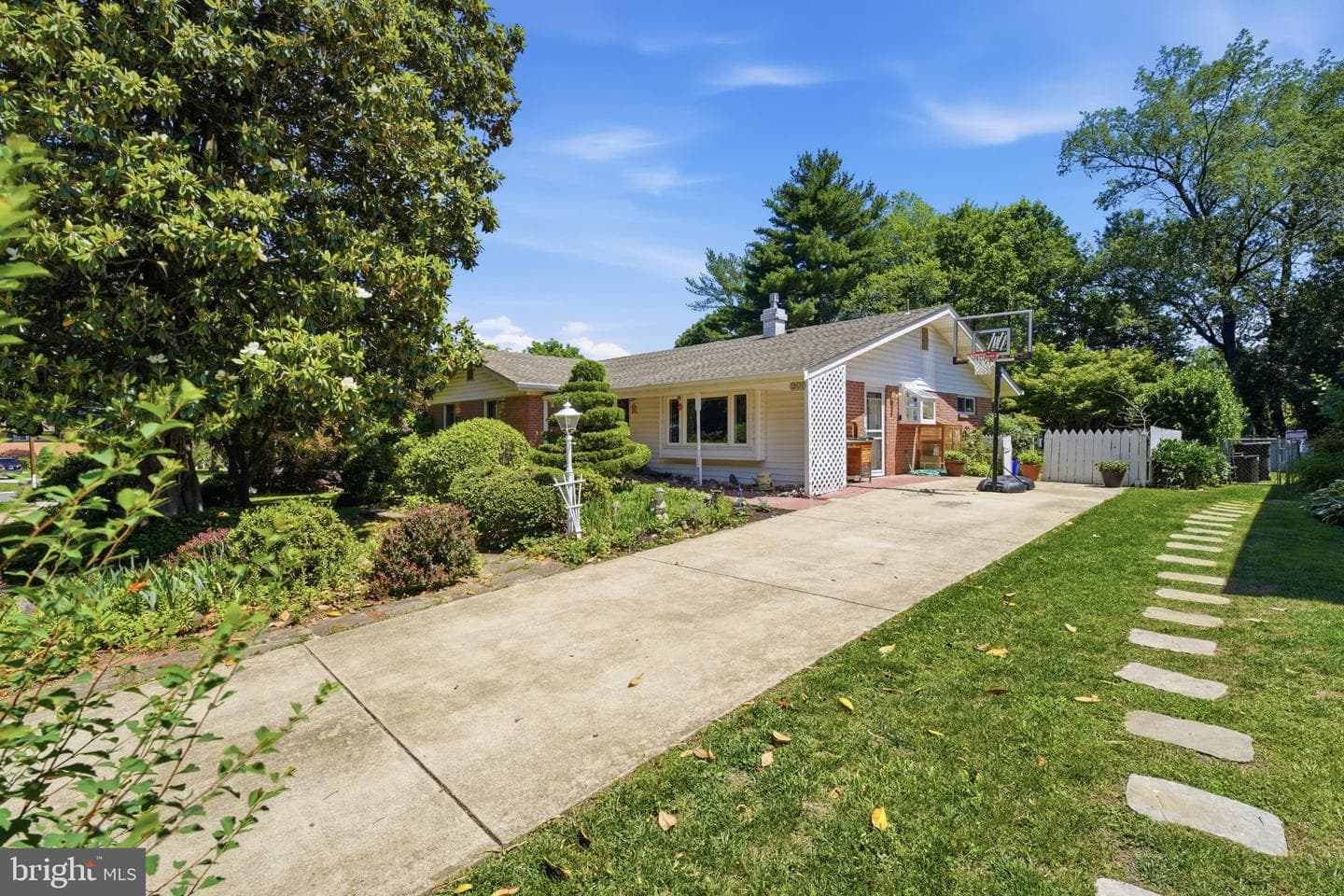 12615 Eastbourne Drive, Silver Spring
