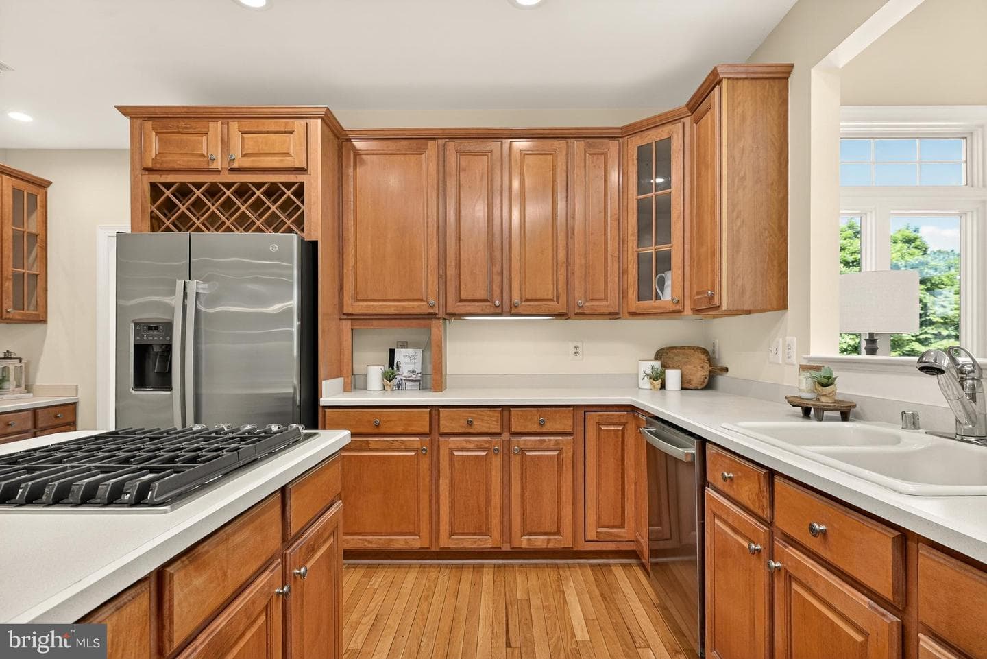 14405 Cervantes Avenue photo 27