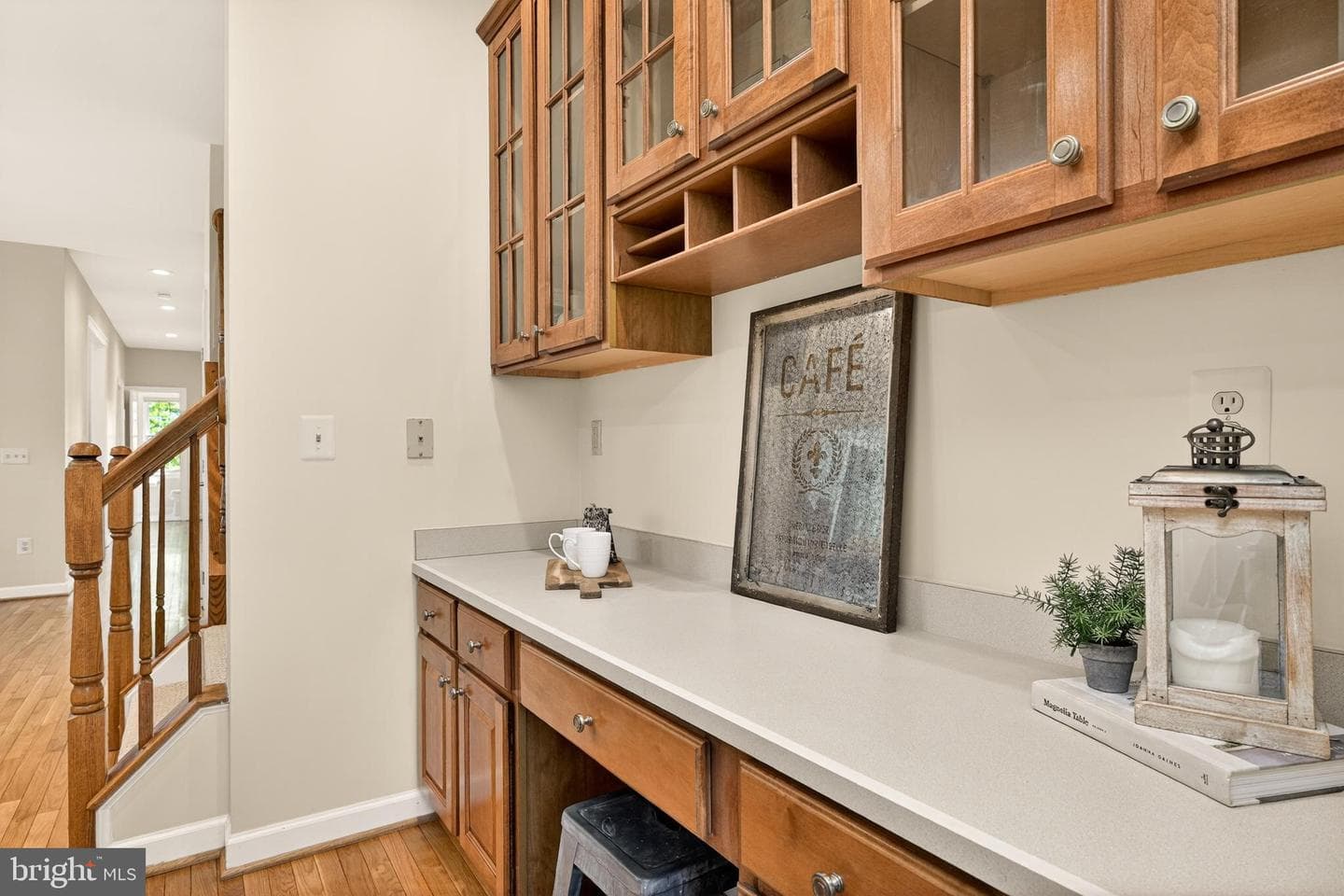 14405 Cervantes Avenue photo 31
