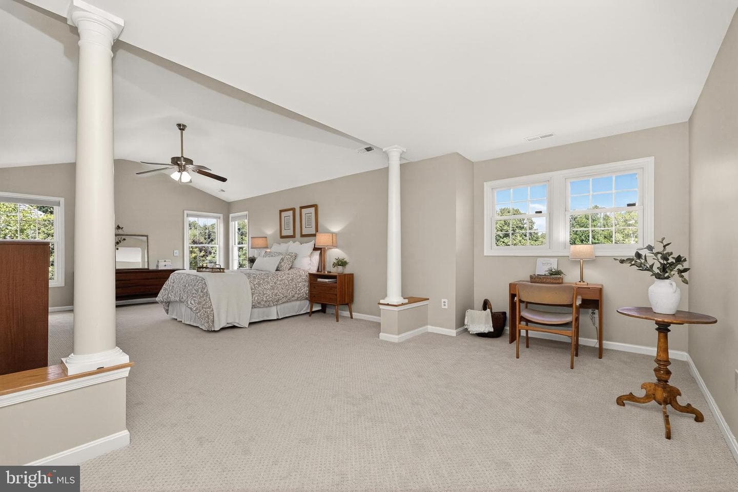 14405 Cervantes Avenue photo 42