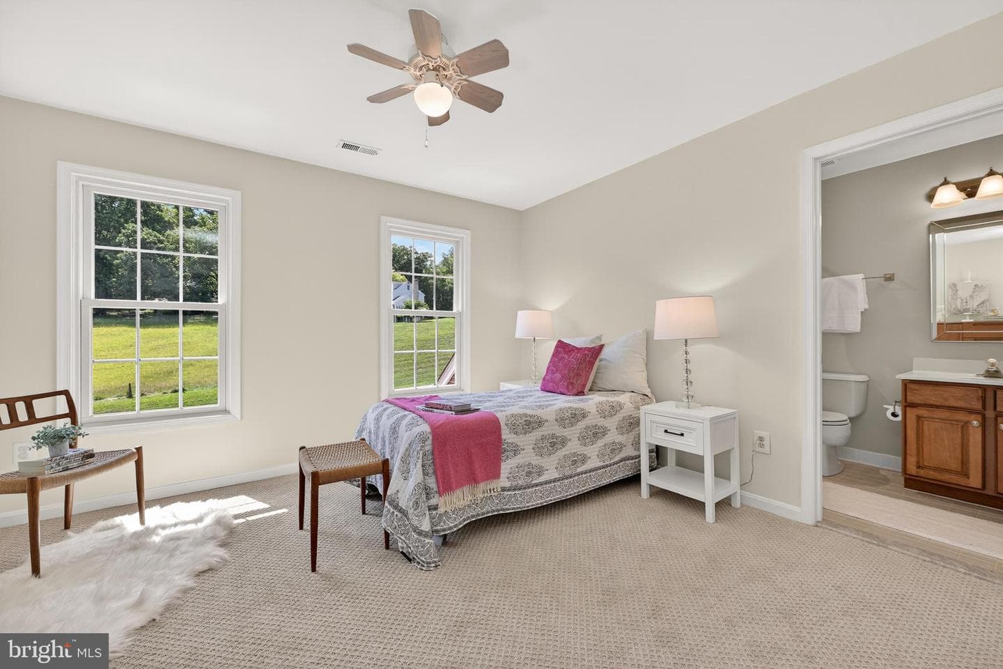 14405 Cervantes Avenue photo 52