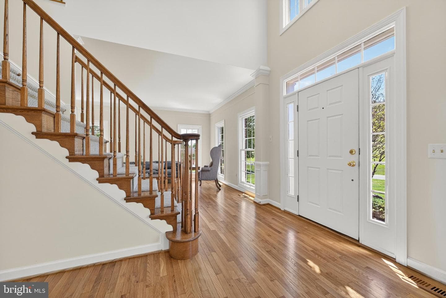 14405 Cervantes Avenue photo 8