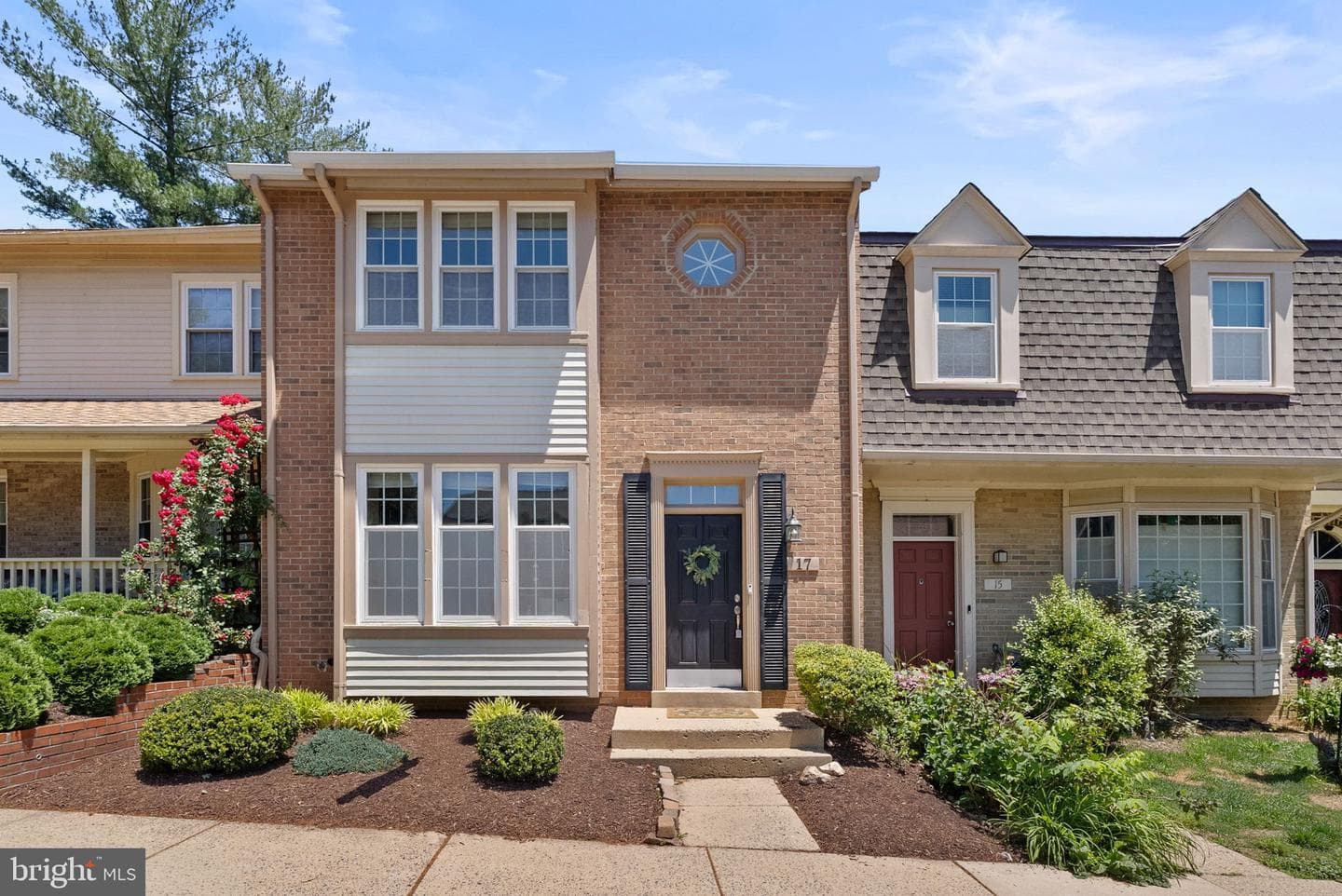 17 Hickory Hill Court photo 2