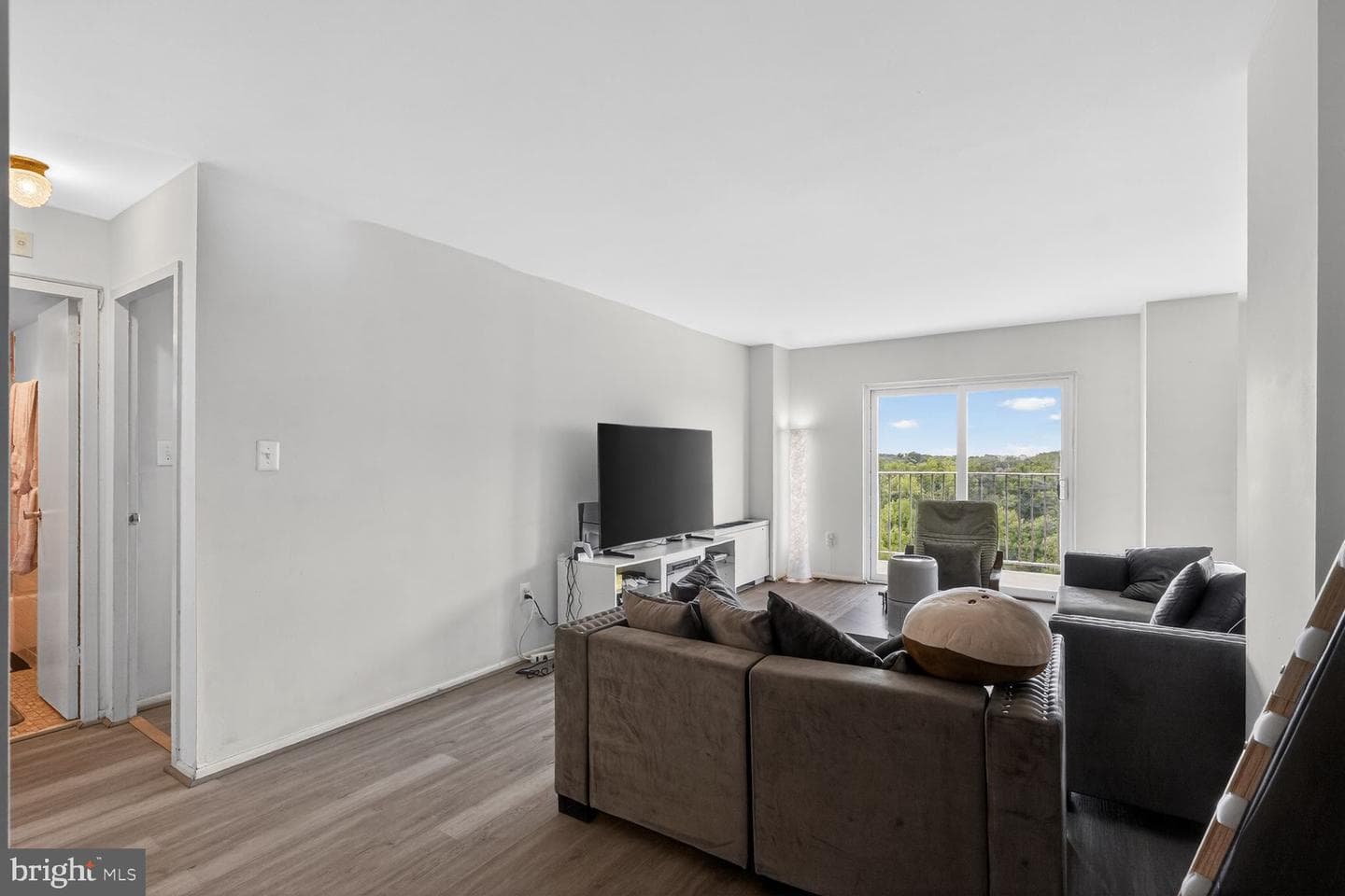1111 University Boulevard W #909-A photo 3