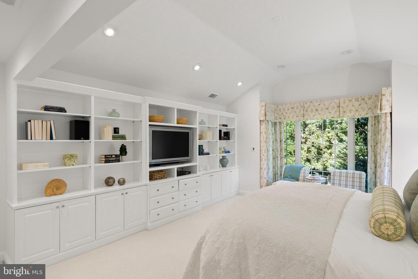 7009 Loch Lomond Drive photo 32