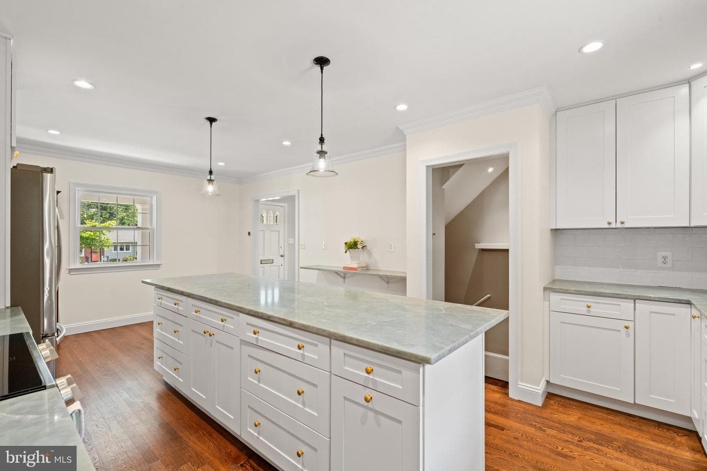 10208 Edgewood Avenue photo 12