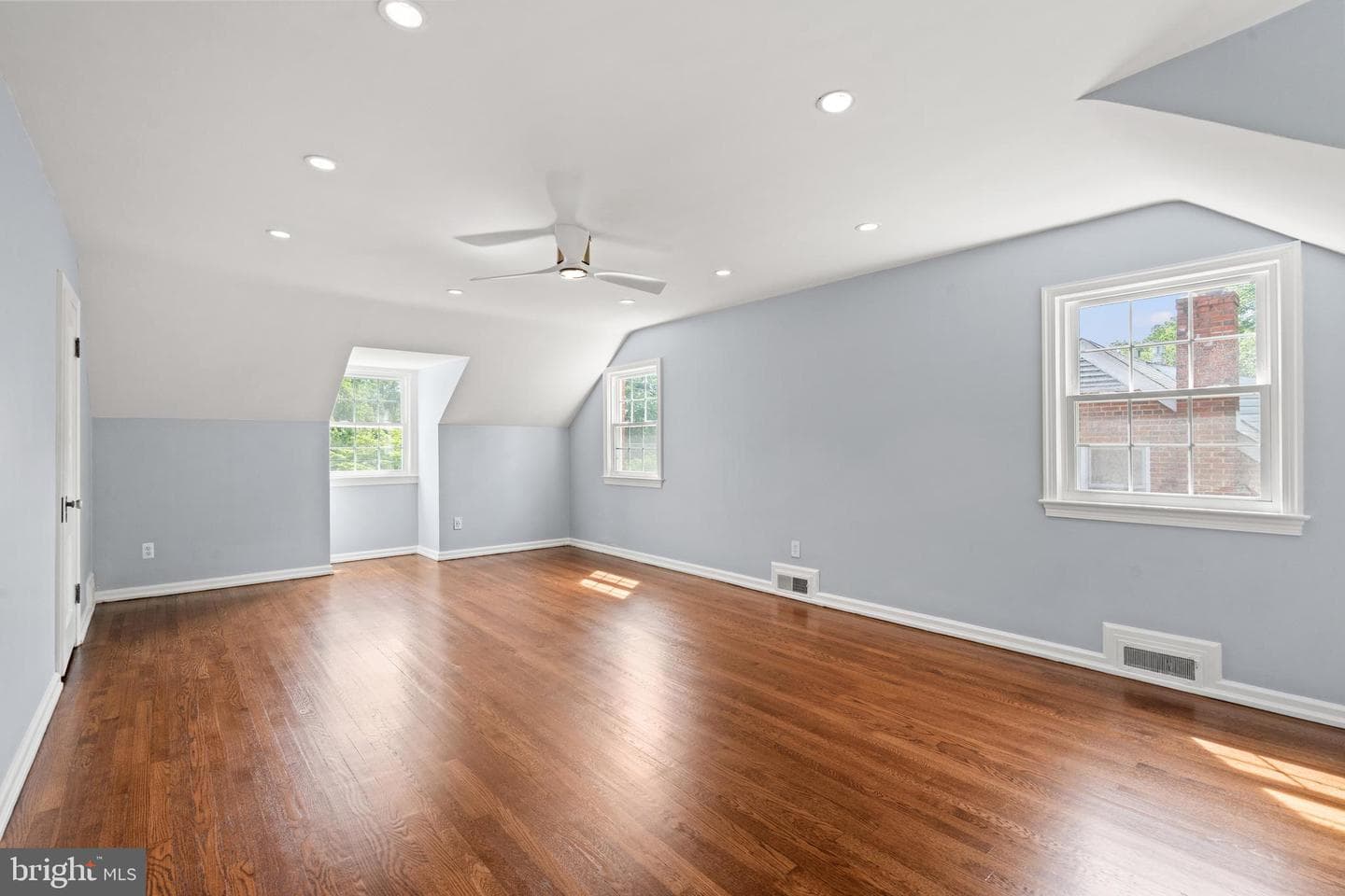 10208 Edgewood Avenue photo 19