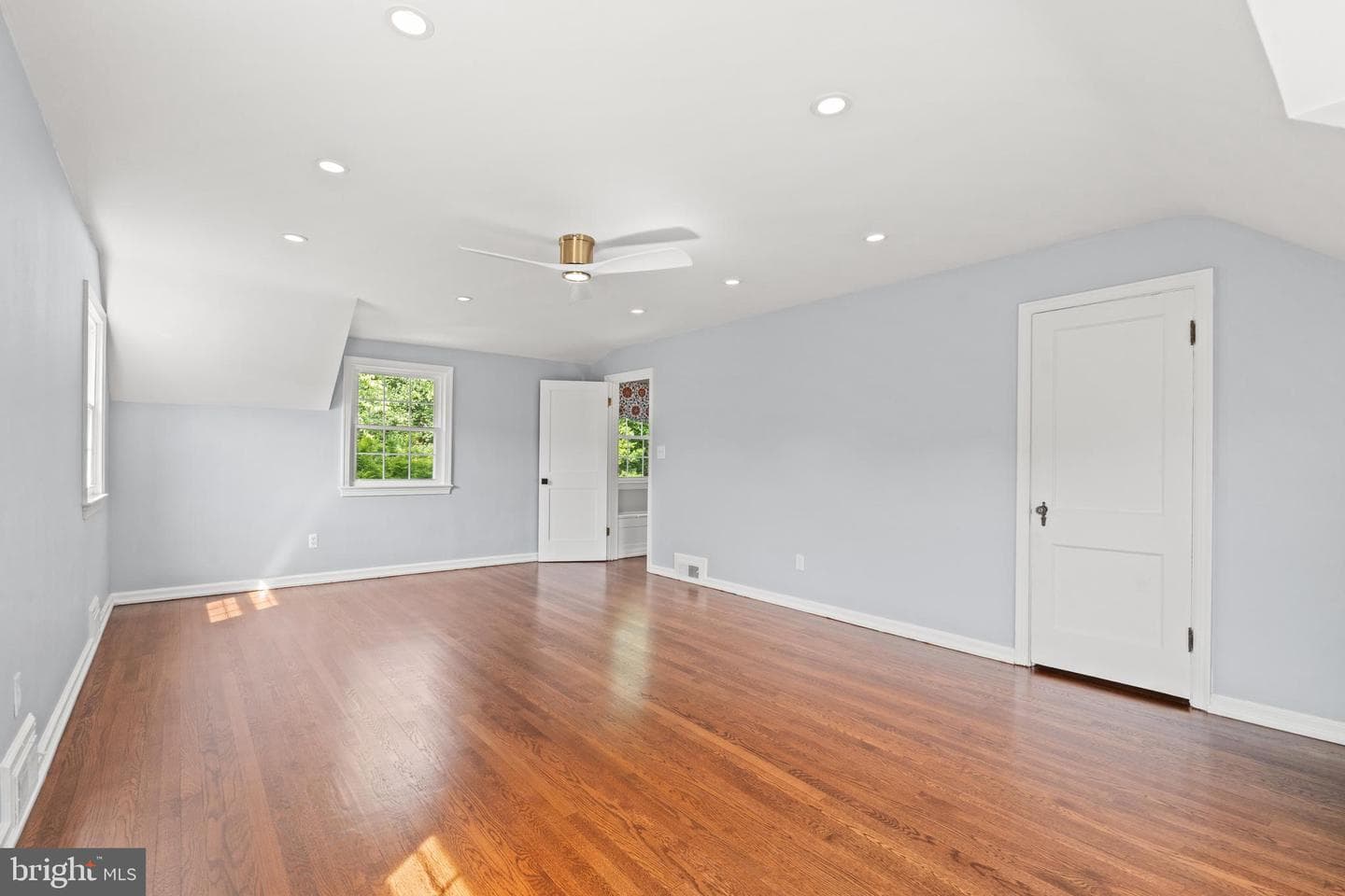 10208 Edgewood Avenue photo 21