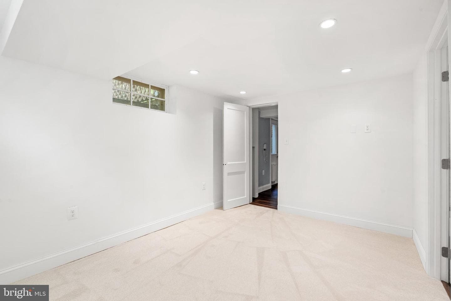 10208 Edgewood Avenue photo 28