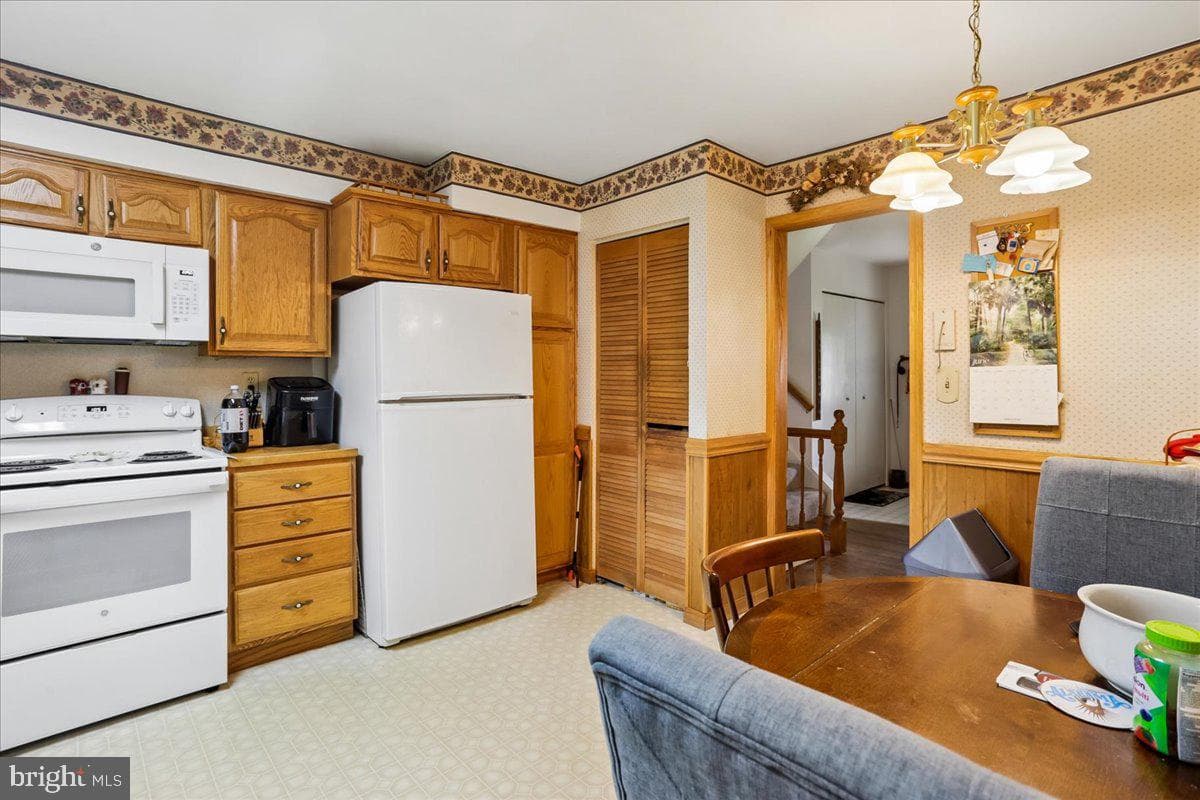 12622 Eastbourne Drive photo 12