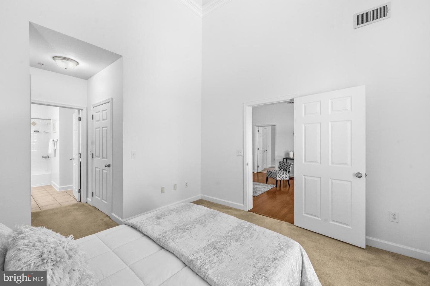 501 Hungerford Drive #308 photo 24