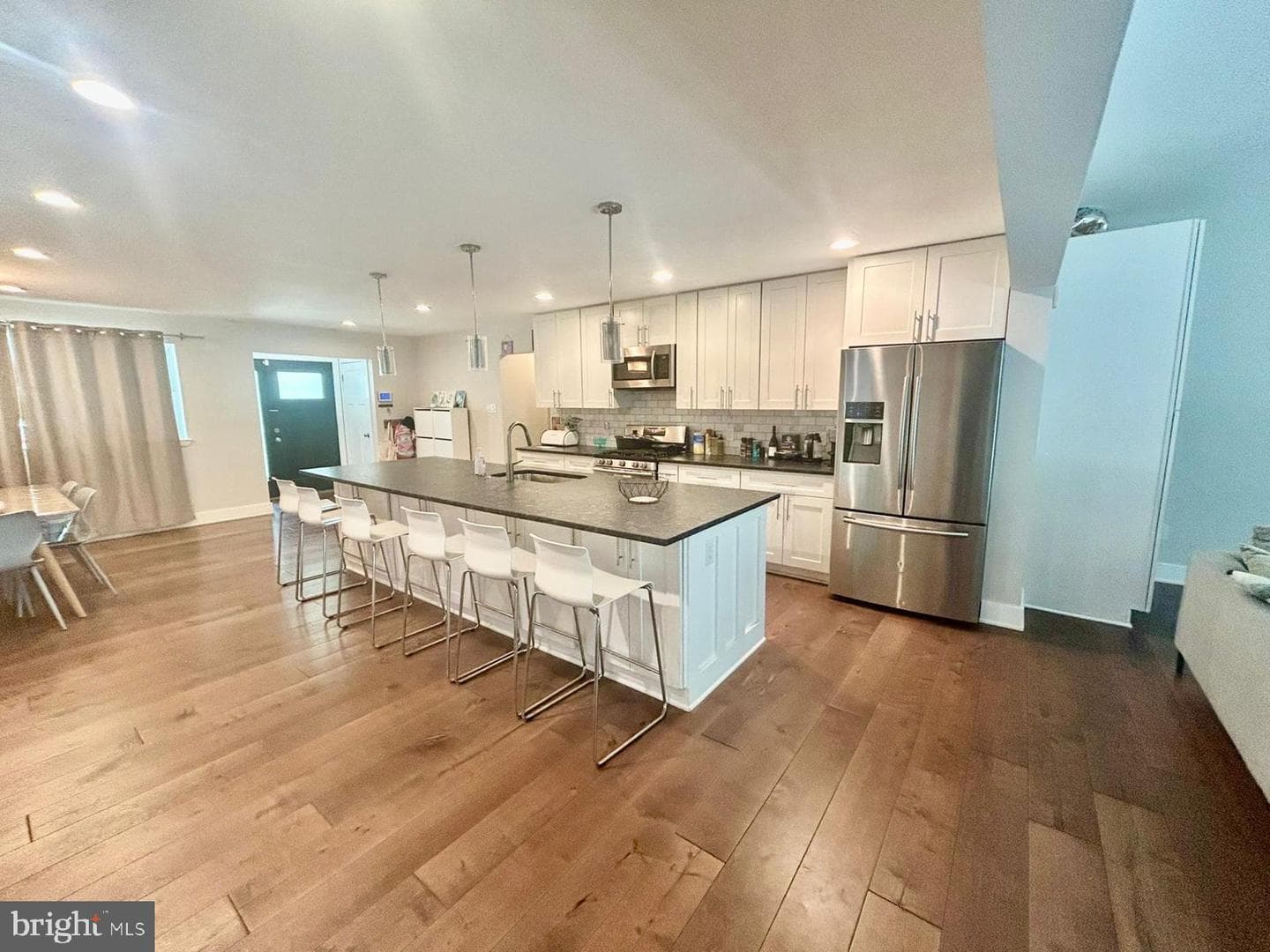 1710 Mark Lane photo 5