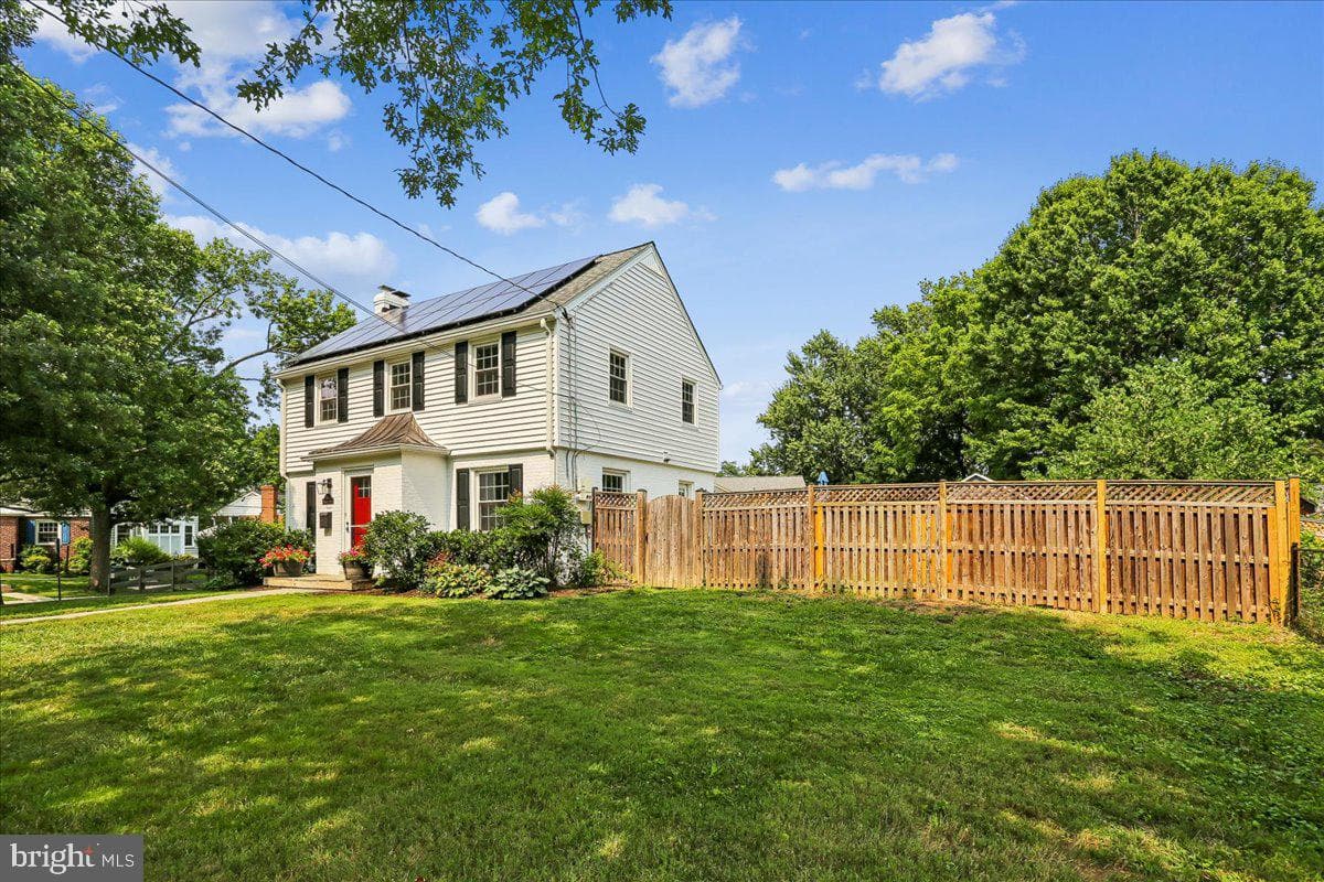 1905 Brisbane Street, Silver Spring