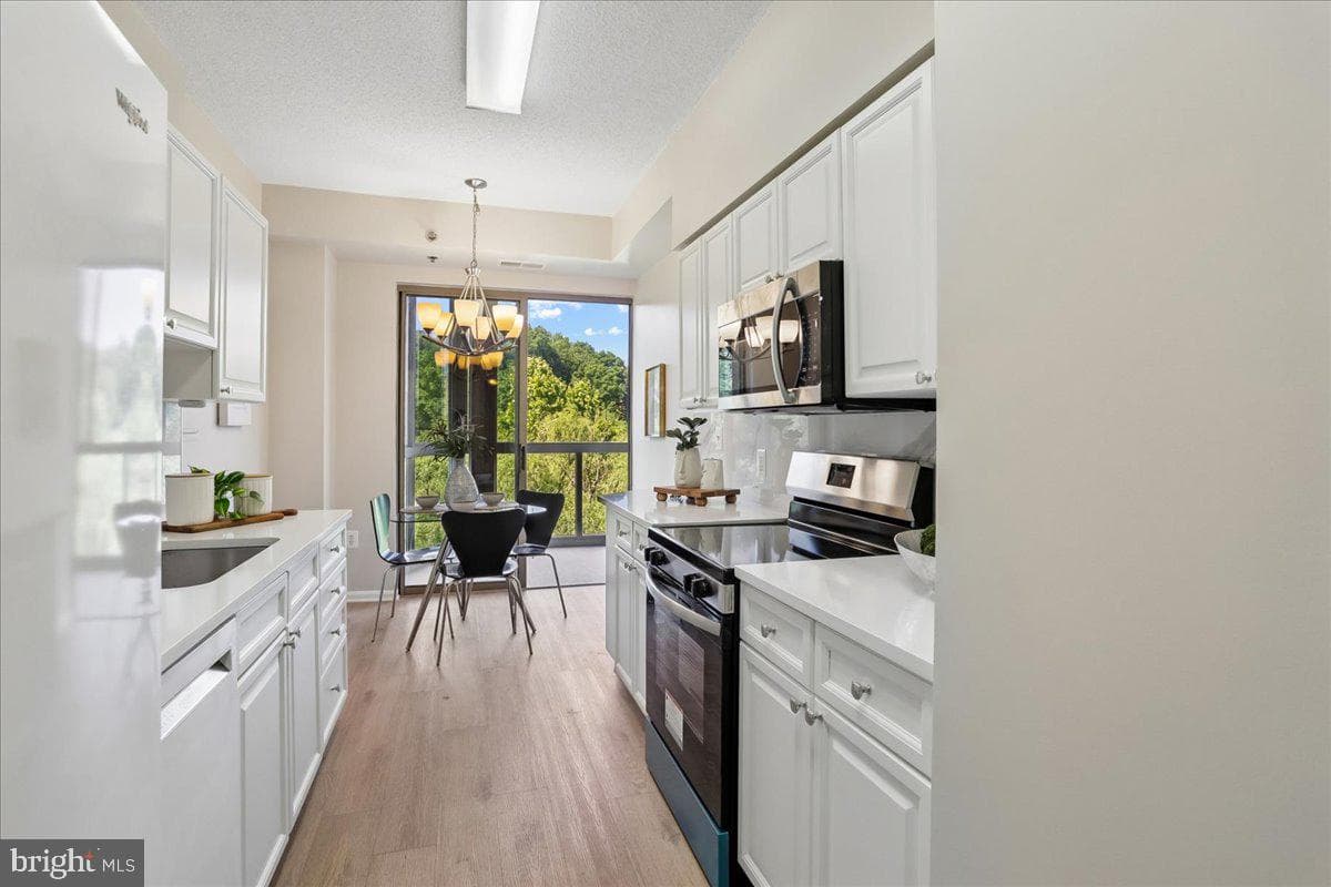 3210 N Leisure World Boulevard #401 photo 10