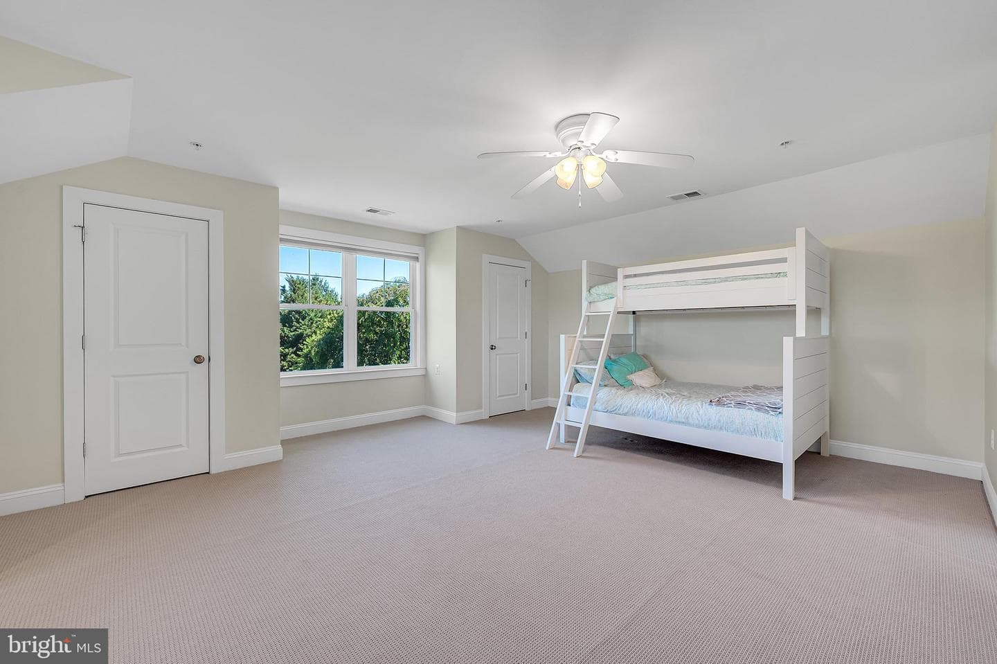 6021 Landon Lane photo 45