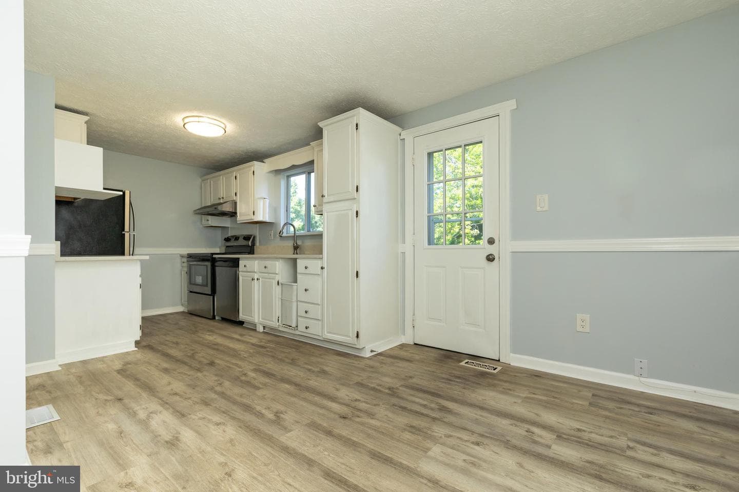 8828 Cross Country Place photo 10