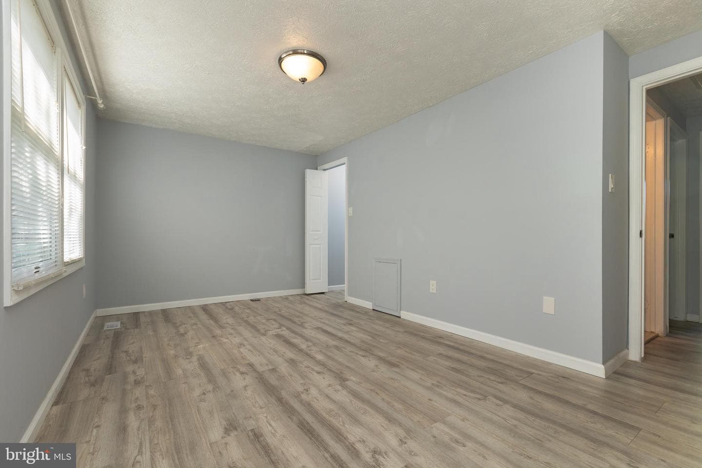 8828 Cross Country Place photo 26