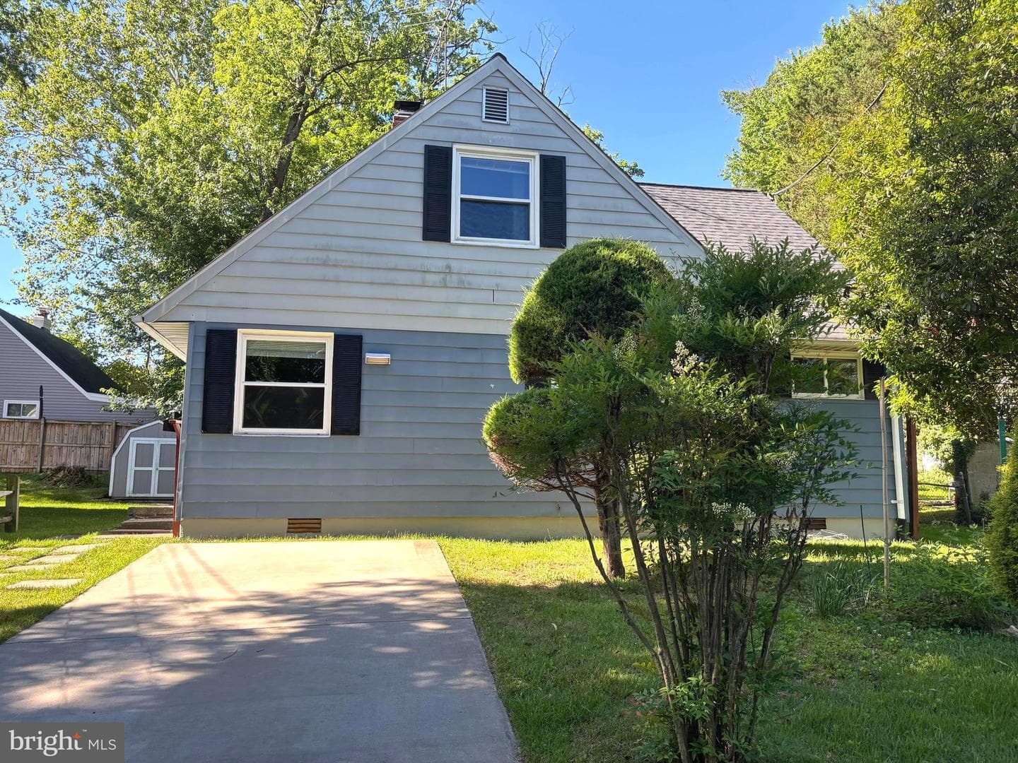 5702 Denfield Road, Rockville