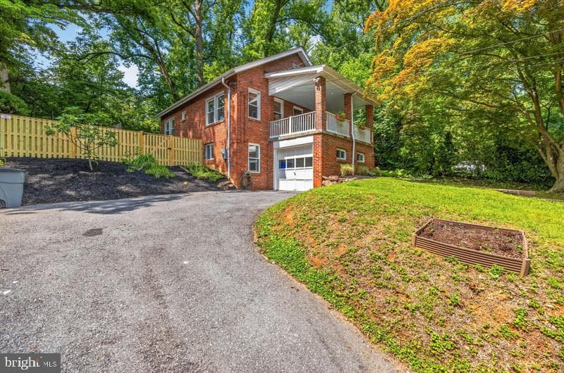 5312 Tuscarawas Road, Bethesda