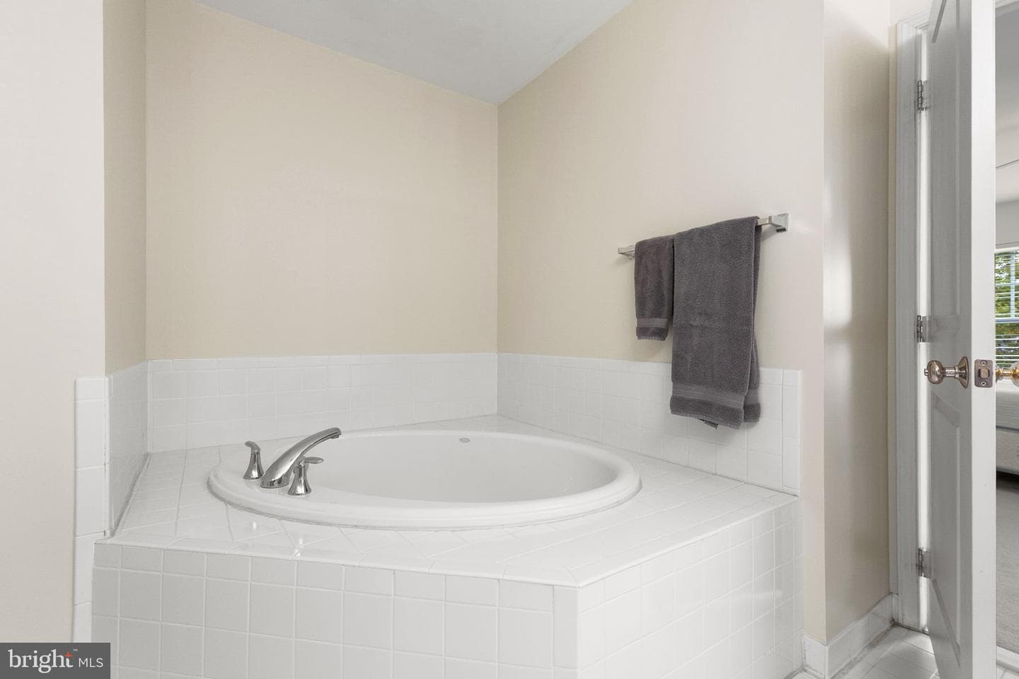 23418 Clarksridge Road photo 19