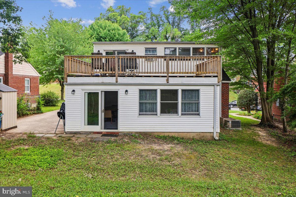 2709 Fenimore Road photo 4