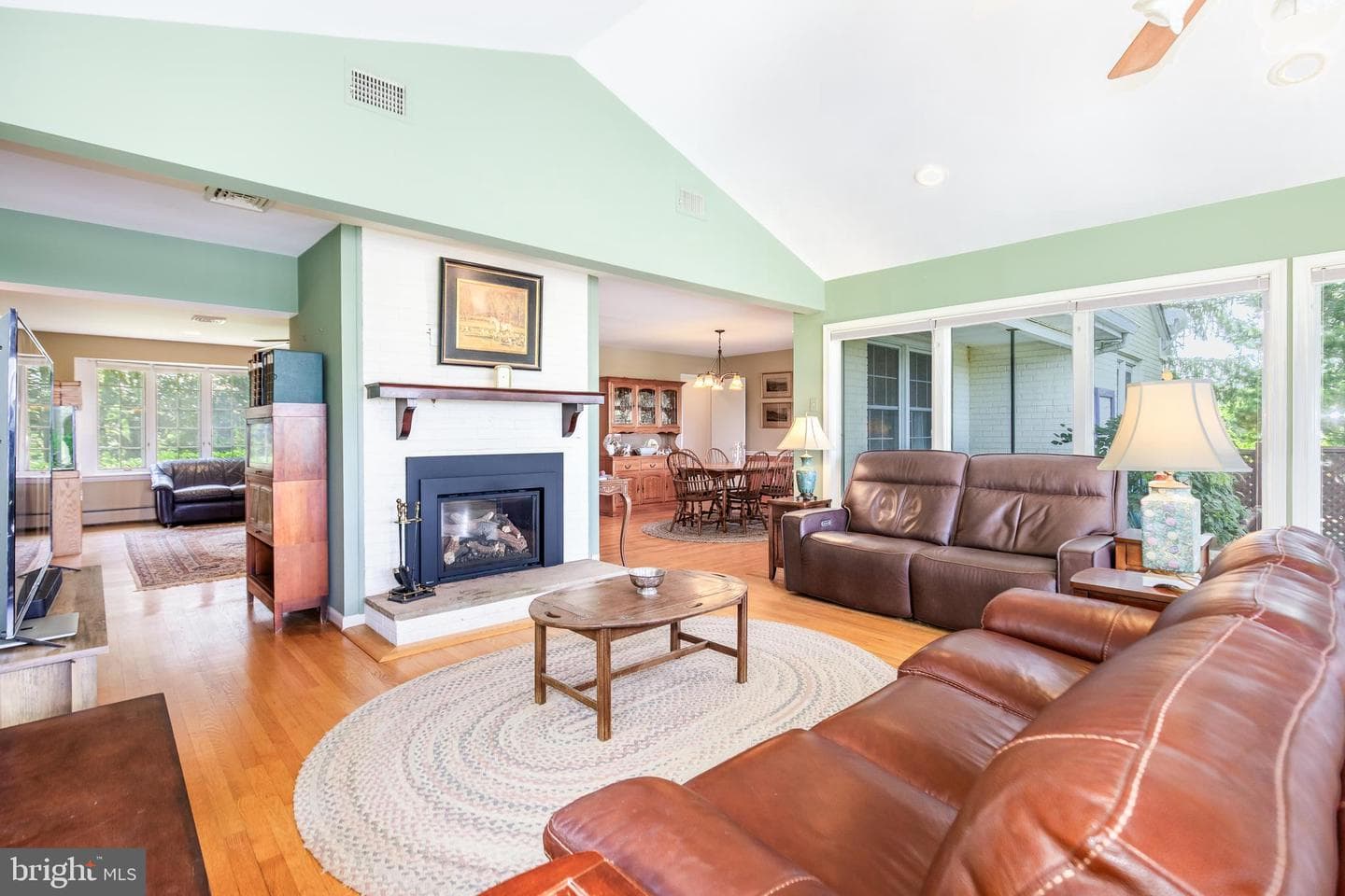 22520 Peach Tree Road photo 20